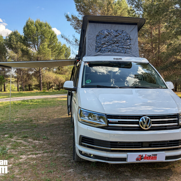 Frontal de Volkswagen Multivan T6 4Motion Edición Limitada Bulli camperizada